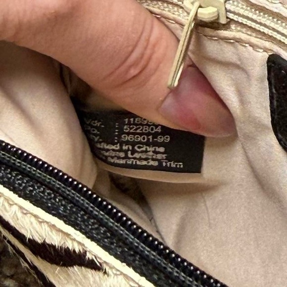 Wilson’s Leather Y2K Black & Cream Zebra Print Silver Chain Clutch Wristlet - Picture 6 of 8